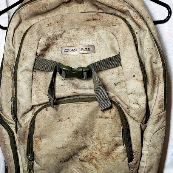 Dakine Other - Dakine Camouflage Backpack perfect for Outdoors, Hiking, Hunting